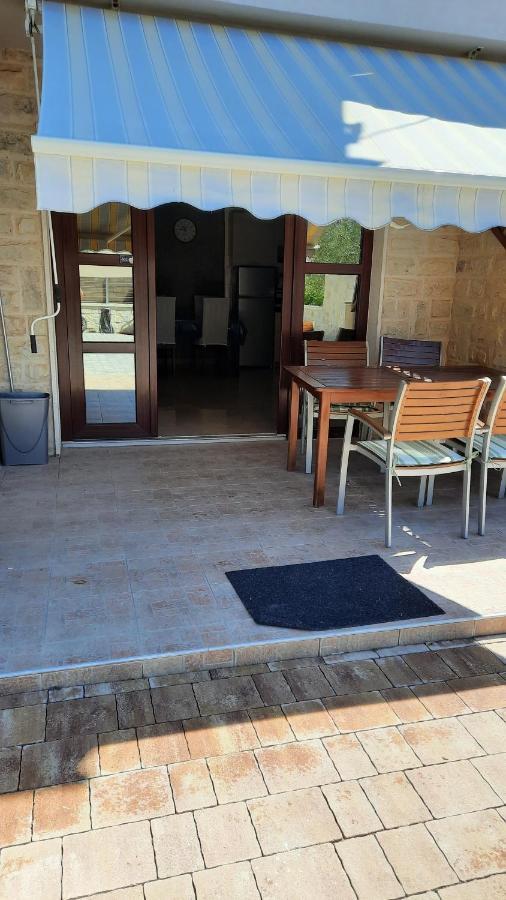Apartments Bosana XIV Biograd Na Moru Eksteriør bilde